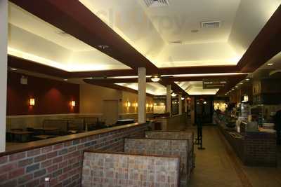 Mendelsohn's 18th Ave Kosher Pizza