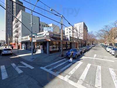 Tipica Lechonera Restaurant