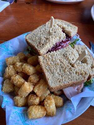 Mcmenamins Raleigh Hills Pub