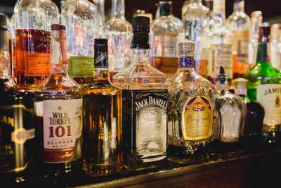 Colombo's Cafe & Tavern