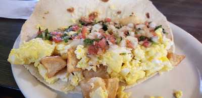 Rolando's Super Taco