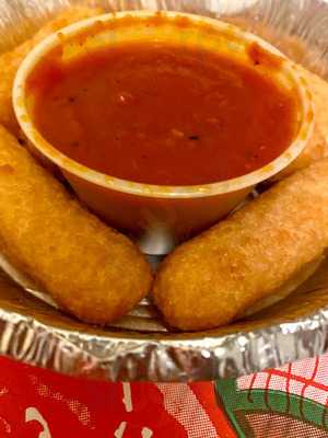 Pino's La Forchetta Pizza