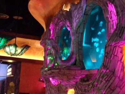 Mermaid Restaurant & Lounge