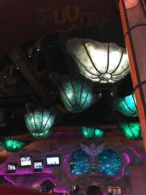 Mermaid Restaurant & Lounge