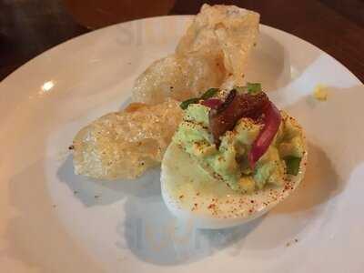 Southpaw Bbq & Southern Cooking