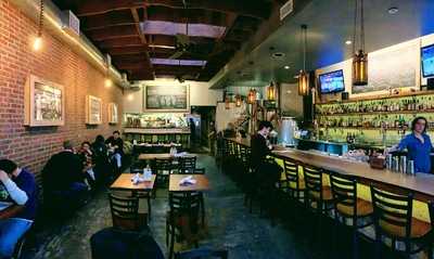 Southpaw Bbq & Southern Cooking