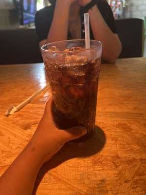 Ojos Locos Sports Cantina