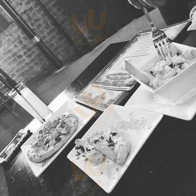 Bricks And Mortar Bar & Bistro