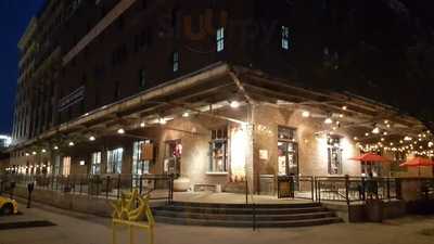 Bricks And Mortar Bar & Bistro