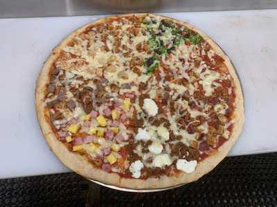 Tuti's Pizzeria & Restaurant