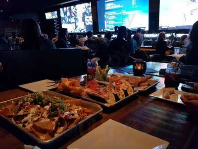 Kings Dining & Entertainment