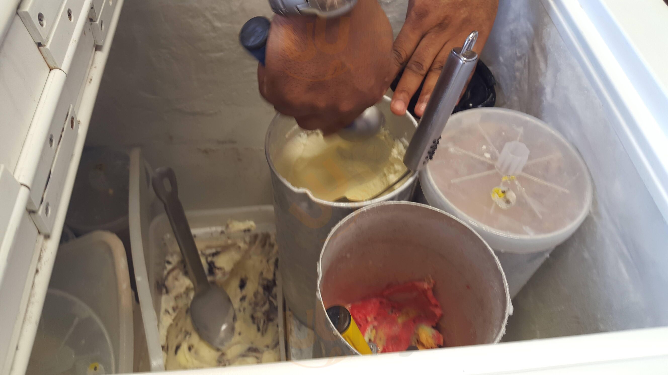 O's Cool Ice Cream & Bbq