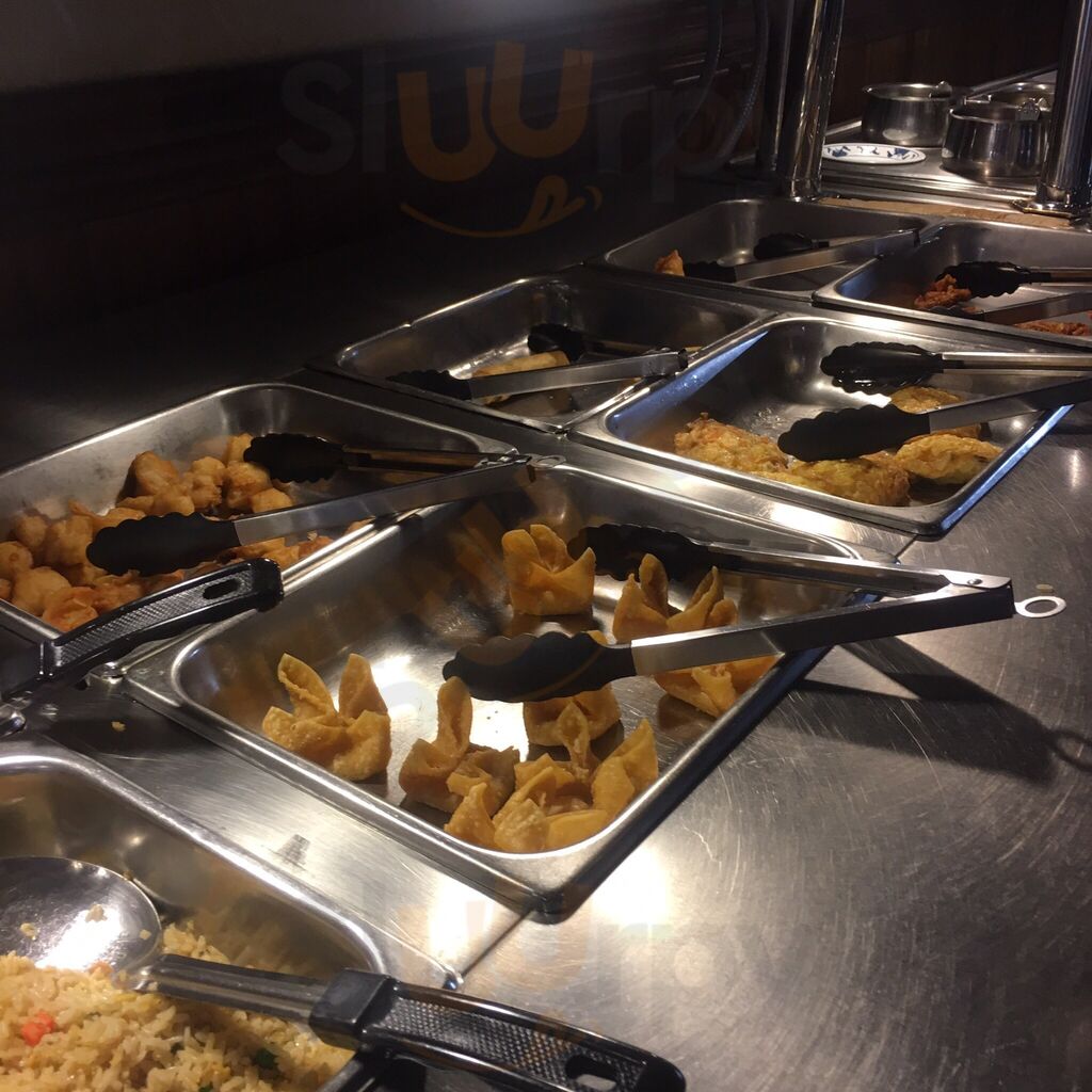 Chamling Kitchen & Bar