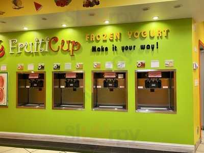 Fruity Cup Frozen Yogurt