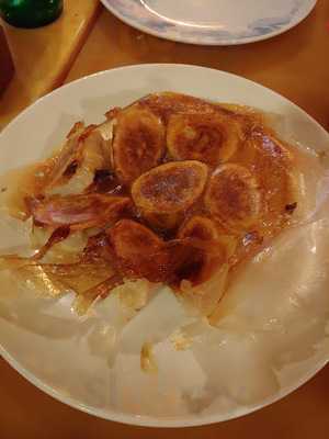 Jung's Golden Dragon Restaurant