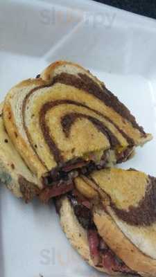 Petrone's Pazzo Vita Deli