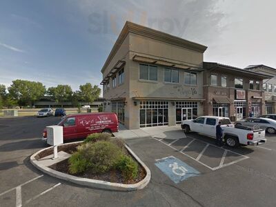 Petrone's Pazzo Vita Deli