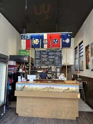 Hole In The Wall Barbecue