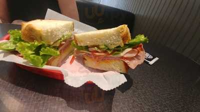 Heidi's Brooklyn Deli