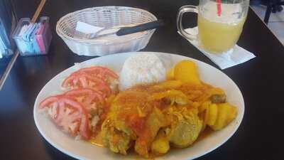 Antojitos Colombianos