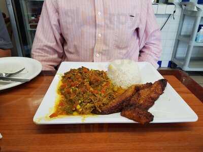 Antojitos Colombianos