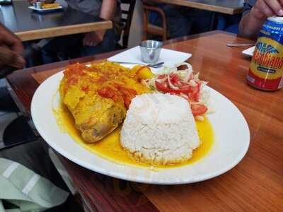 Antojitos Colombianos