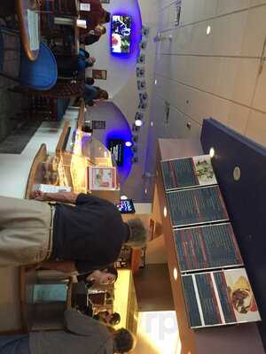 Dino's Gyros Cafe