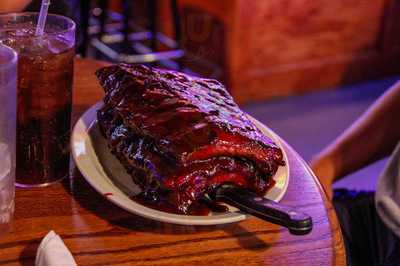 Saint Louis Bbq And More