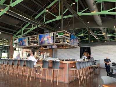 Lakefront Restaurant