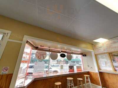 Mickey Flickey's Amazing Wings