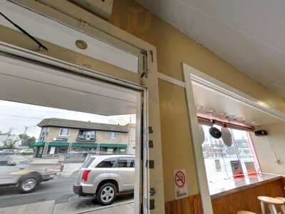 Mickey Flickey's Amazing Wings