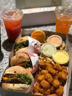 Monty's Good Burger