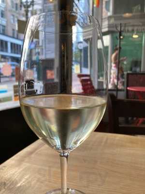 Oregon Wines On Broadway