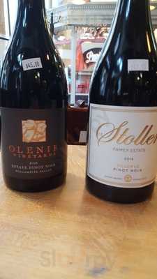 Oregon Wines On Broadway