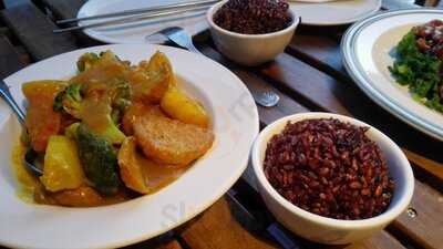 Luanne's Wild Ginger