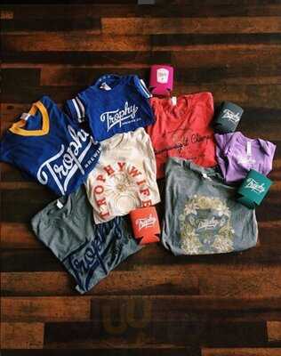 Trophy Tap And Table