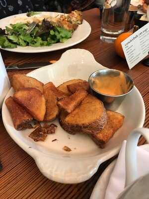 The Vanderbilt Restaurant & Bar