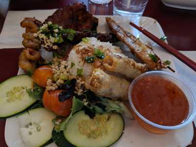 Huong's Vietnamese Food