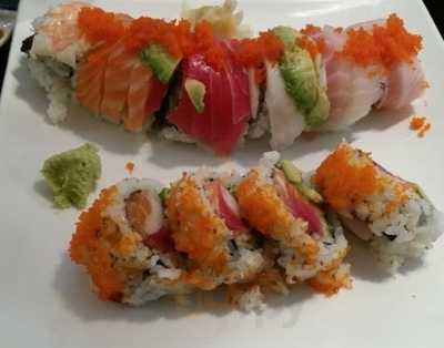Sushi & Rolls