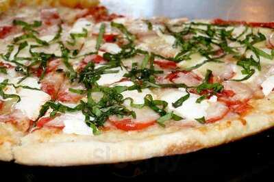 Delfino's Pizza