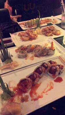 Sushi Sake Country Walk