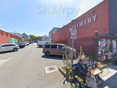 Social Kitchen & Brewery