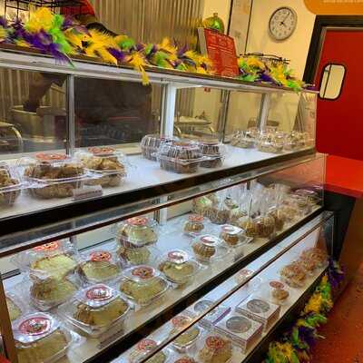 Bernards Pralines Of New Orleans