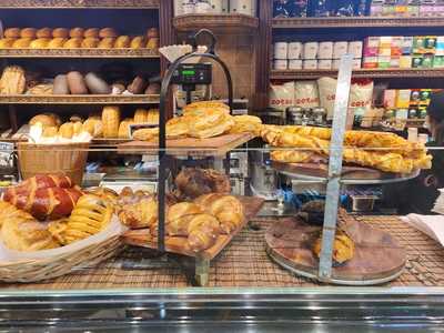 Cherry Hill Market And Cafe