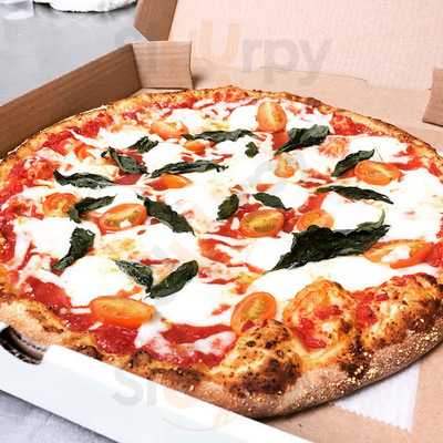 Riviera Pizza & Pasta