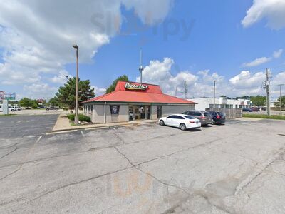 Pizza Hut - East 38th Street
