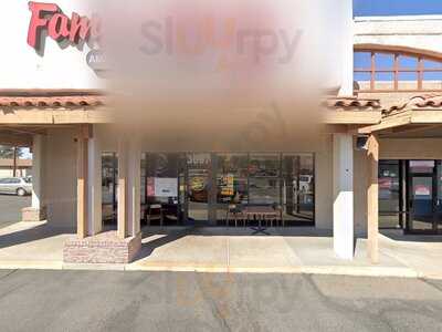 Famous Dave's Bar-b-que