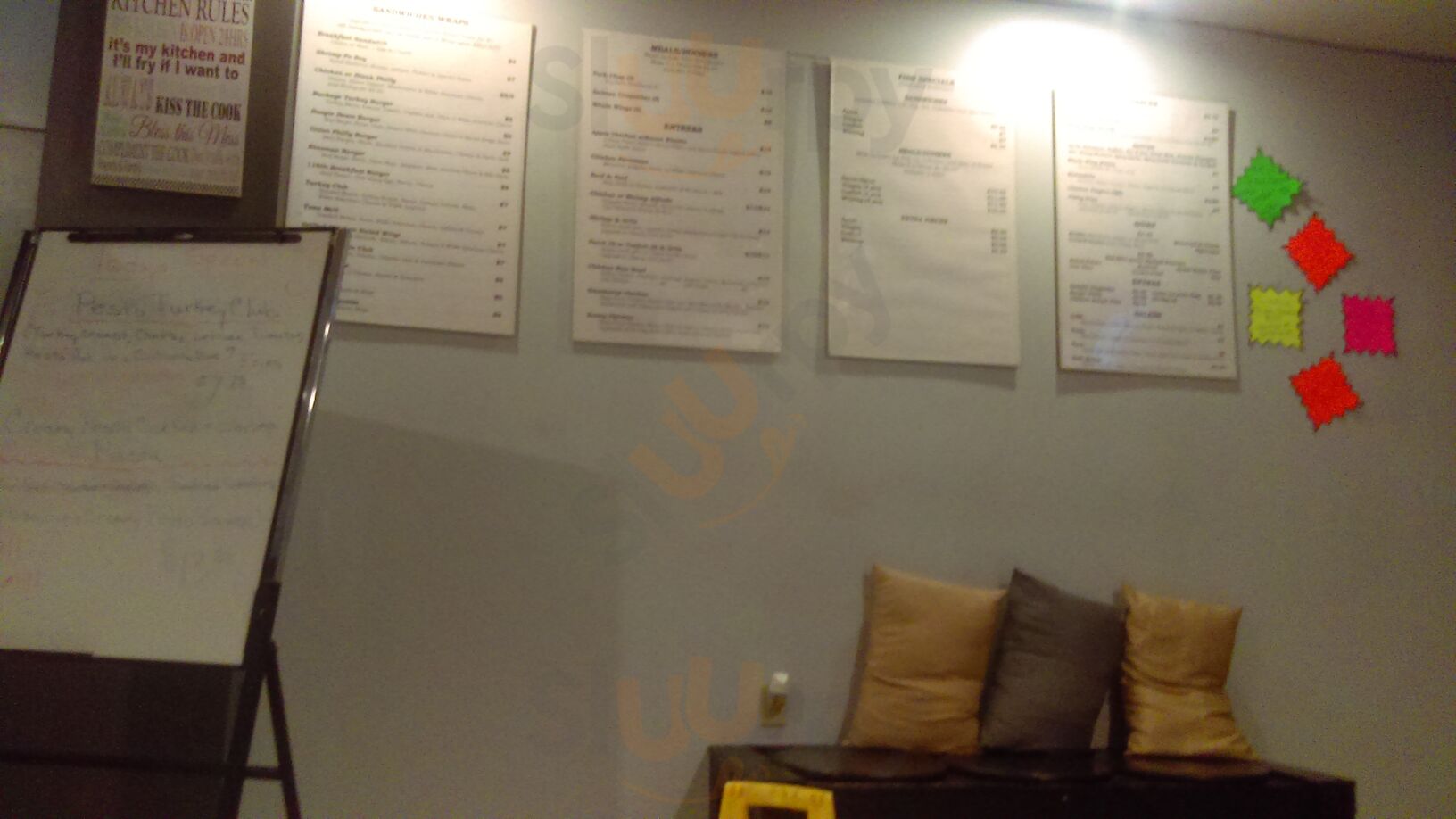 D's It's A Wrap Restaurant