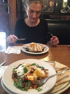 Renner's Grill And Lounge