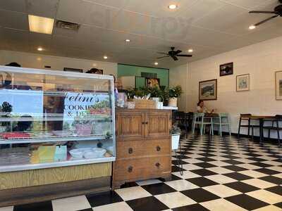 Felini's Cookies & Deli